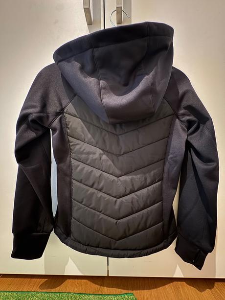 Športová bunda h&m 134/140, h&m,140