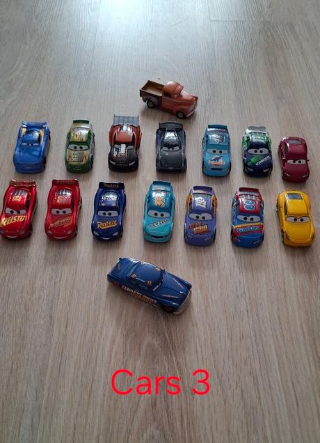 Kovové autíčka cars1,2,3 mcqueen(autá),