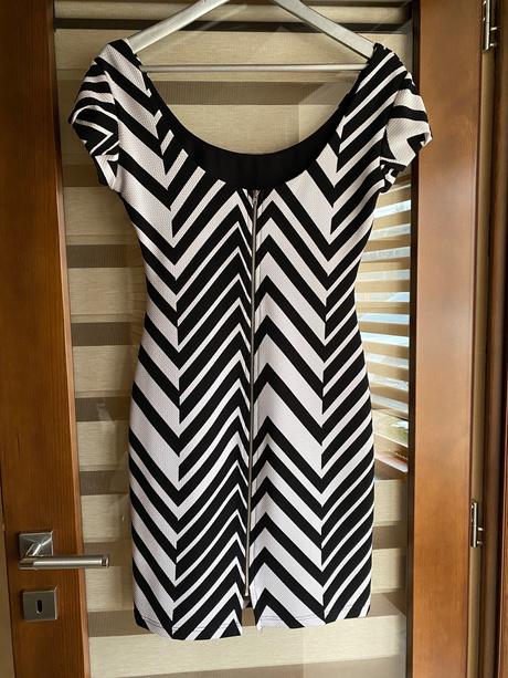 Elegantné šaty - m, m