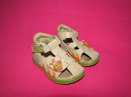 Sandálky s rybkou, peddy,20