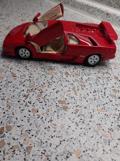 Autíčko lamborghini diablo, 