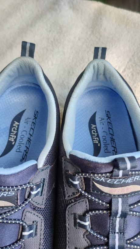 Tenisky, skechers,40