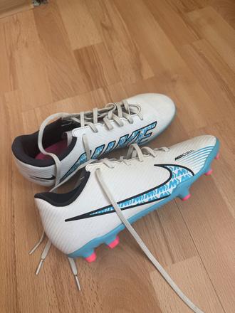 Nike kopačky, nike,38
