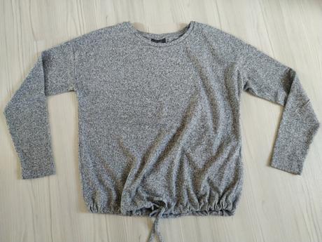 Svetrík so stiahnutím, s