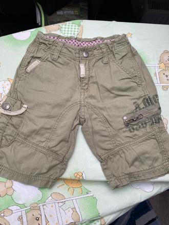 Šortky, zara,110