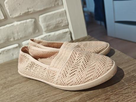 Uzasne letne slip on 35 vd 22,5 cm, 35