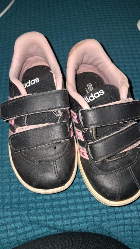 Krásne adidasky pre dievčatko, adidas,22