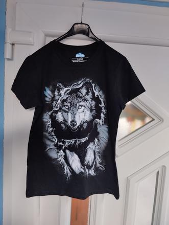 Krasne tričko vlk - ako nove, m