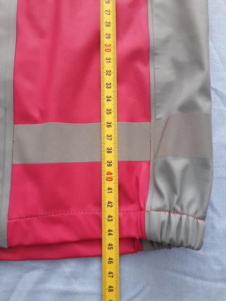 Ruzovo - siva vetrovka do dazda, 92