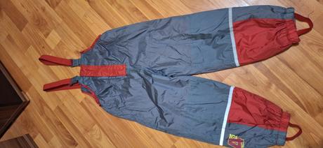 Nohavice do dažďa, okay,110