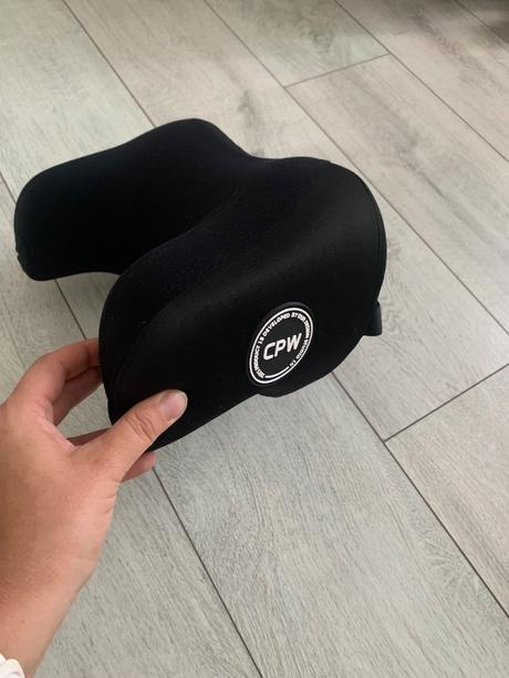 Opierka hlavy do autá, 