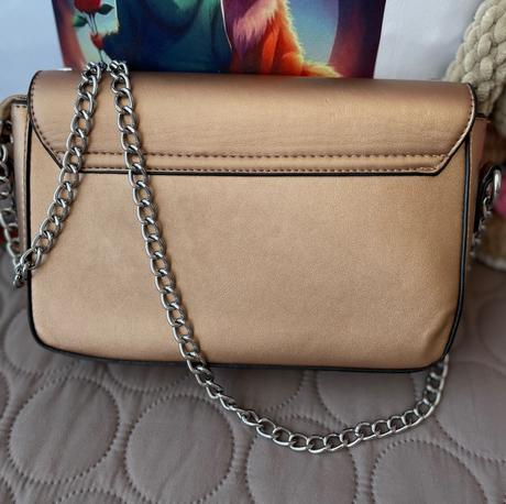 Crossbody kabelka,