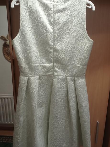 Kratke saty mintovo zlate, 40