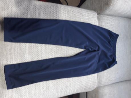 Chlapčenské tepláky, 146