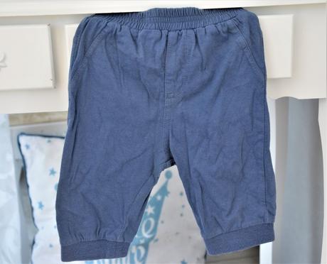 Tmavomodré tepláčiky-62, 62