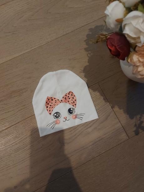 Čiapka s mačkou- top stav, 80