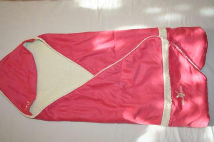 Nepoužívaná zavinovačka - deka zn. walla boo, 