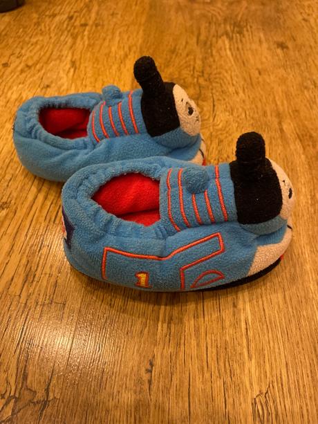 Papuče vlačik thomas, 25