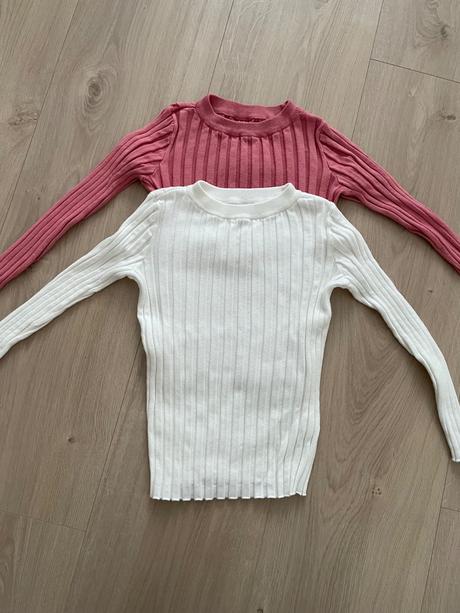 Upletove tricka, reserved,128