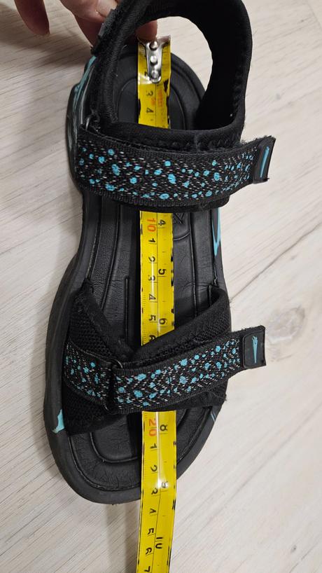 Sandalky, sprandi,34