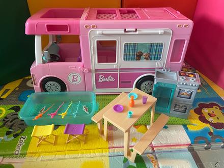 Karavan barbie,