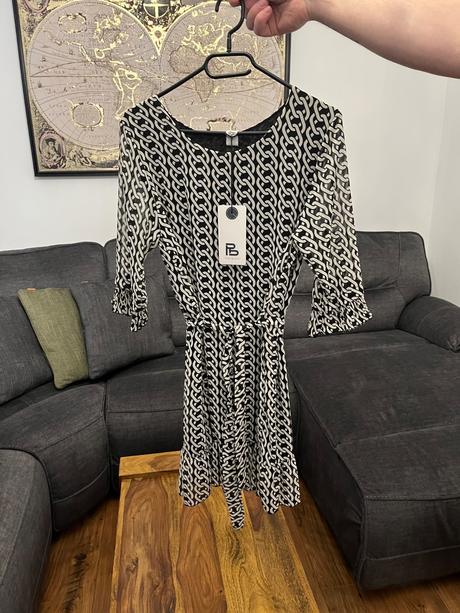 Nové dámske krásne šaty, s