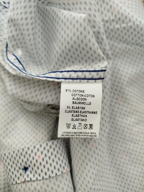 Značková kvalitná košeľa, s