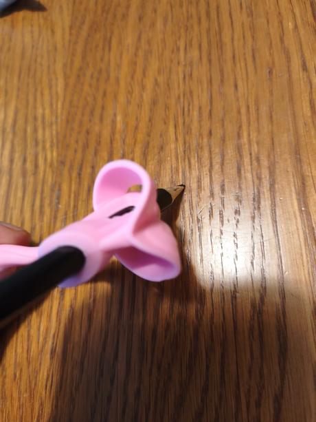 Pomôcka na písanie - držiak na prsty, 