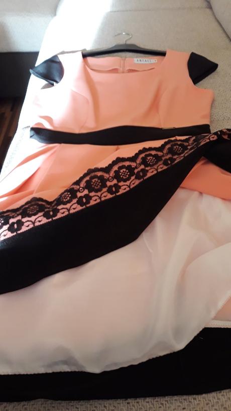 Koktejlové šaty, m