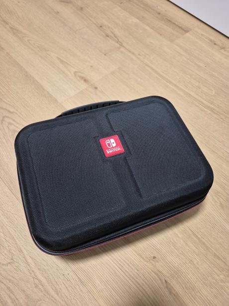 Taška nintendo switch deluxe, 