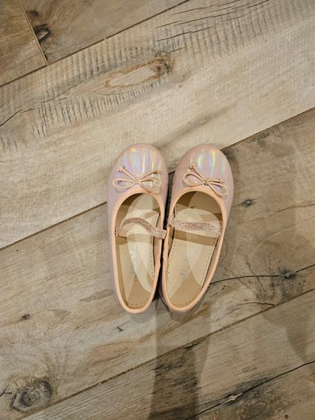 Predam dievcensku obuv, wojtylko,30