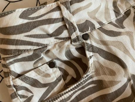 Kvalitné nohavice so vzorom fransa jeans v. 42, 42