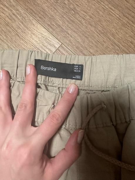 Nohavice, bershka,s