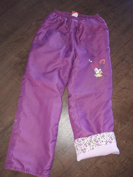 Nohavice na zimu, disney,110