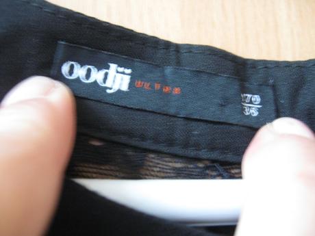 Čierne šaty, vzadu čipka, veľkosť 36, s