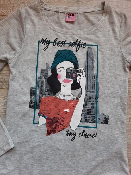 Tenký pulovrik, 128