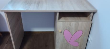 Písací stôl pre dievčatá, 