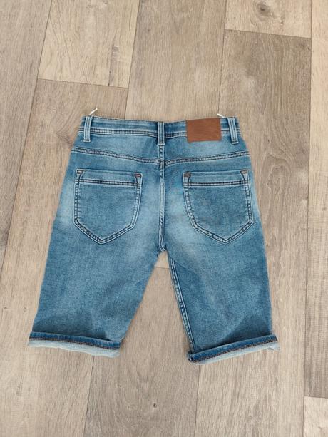 C&a kratasy, c&a,152