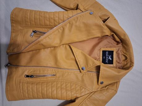 Koženková bunda, 140