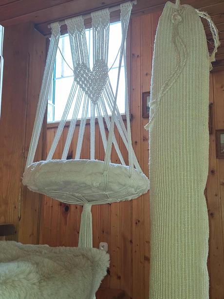 Hojdačka pre mačiatko, 