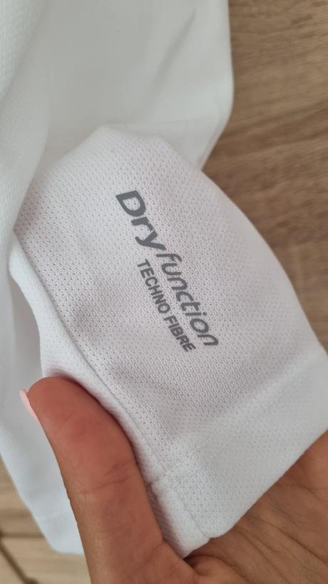 Športové biele tričko značkové, xs