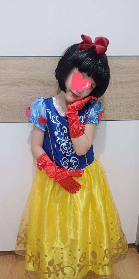 Kostým snehulienka 128/134, 