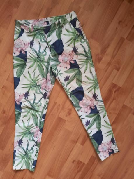 Nohavice zn. stradivarius, stradivarius,38