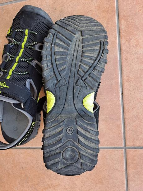 Turistické topánky, 37