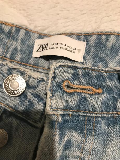 Roztrhané rifle, zara,m