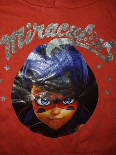 Kuzelna lienka mikina, 104