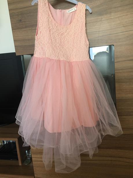 Slávnostné šaty, 116