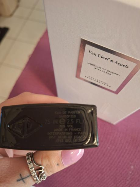 Van cleef & arpels moonlight cherry, 