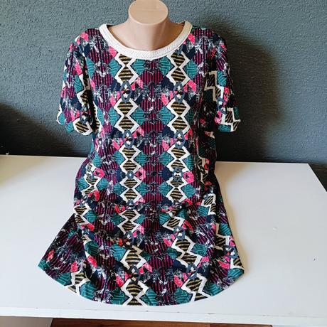 Vzorované saty, xxl