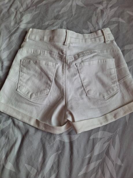 Biele kratasy, fishbone,s